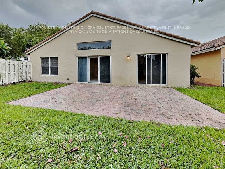 Building Photo - 4116 Torres Cir