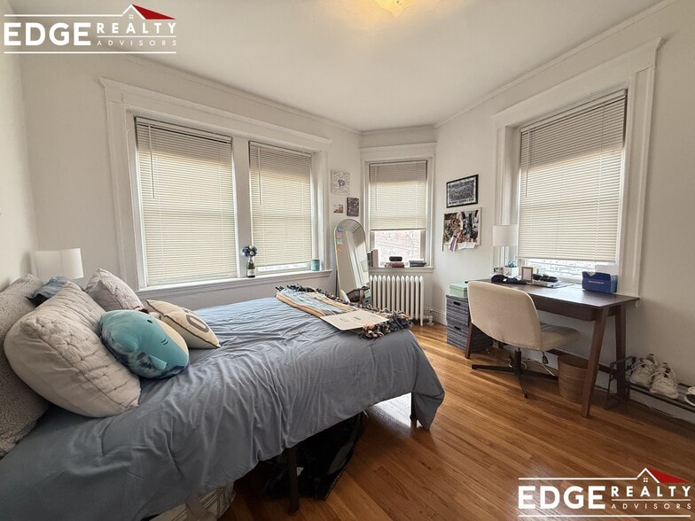 Building Photo - 25 Walbridge St