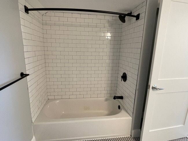 Building Photo - 233 Lafayette St