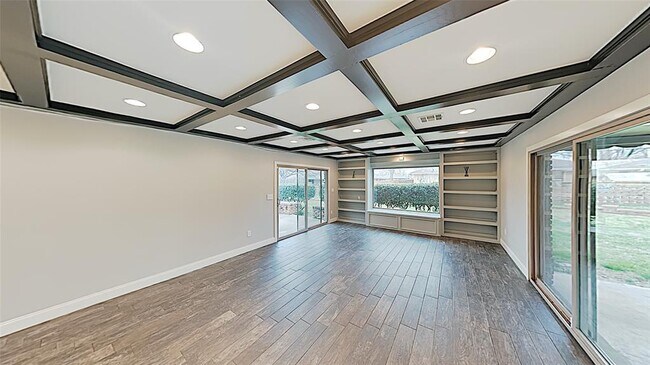Building Photo - 6228 N Grand Blvd