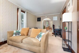 Building Photo - 511 S 3rd St