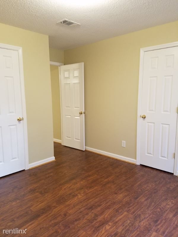 Building Photo - 1301 Marks Church Rd