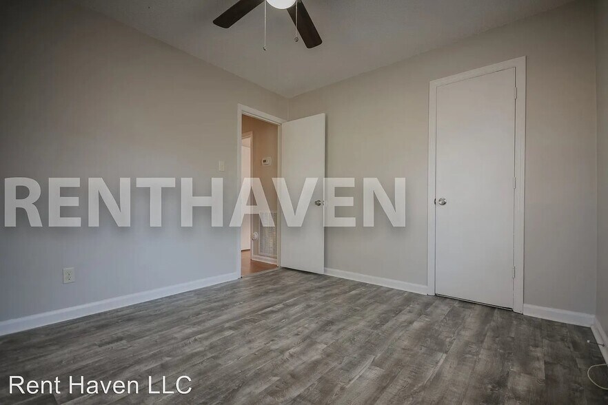 Building Photo - 1213 State Rd S-28-908