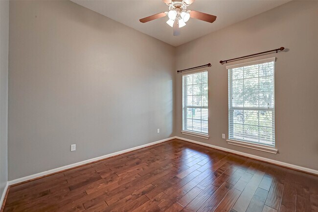 Building Photo - 987 Arbor Crossing