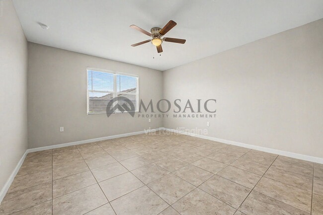 Building Photo - 10617 S 54th Ln