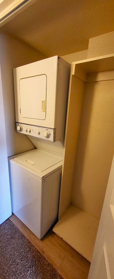 Building Photo - 1st FULL MONTHS RENT FREE!!!VERY NICE & AFFORDABLE 2 BED / 2 BATH CONDO – W/D, PATIO, POOL!