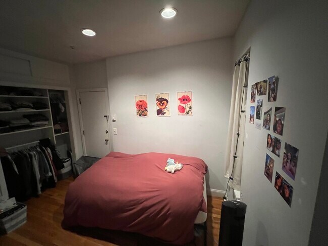 Building Photo - 57 Westland Ave