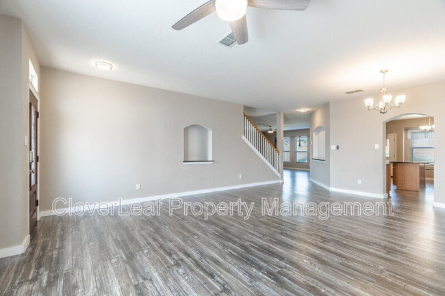 Building Photo - 407 Marbella Vista