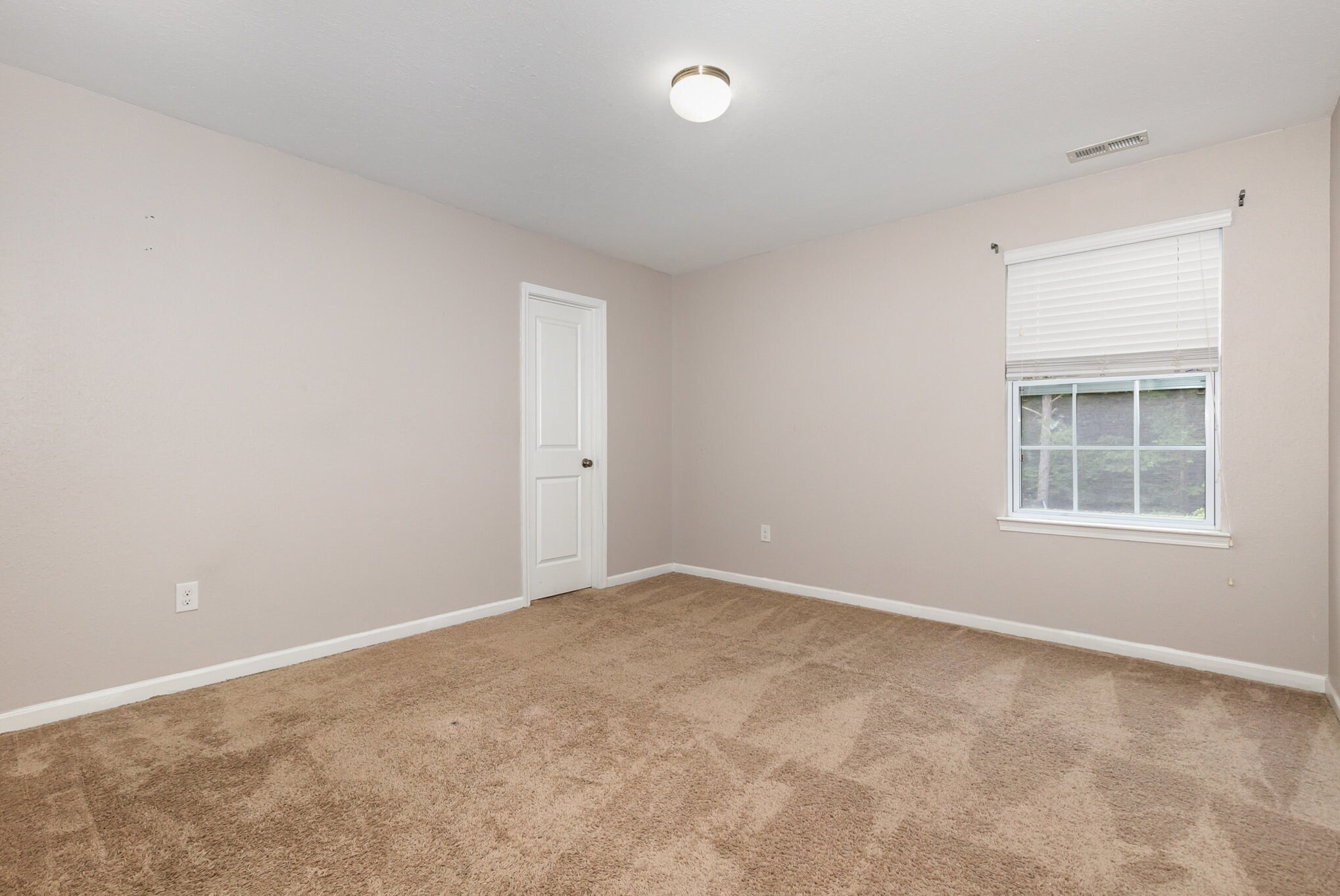 Building Photo - 486 Botanical Ct