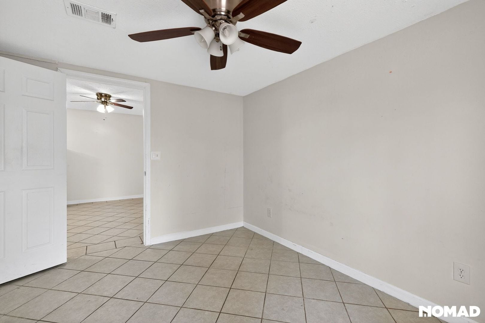 Building Photo - 3727 Windsong Chase