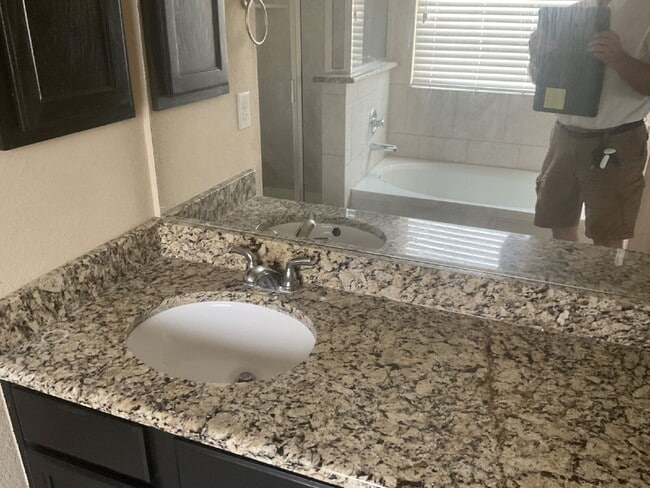 Building Photo - Beautiful 3/2 in a Gated Community at Marb...