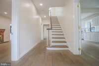 Building Photo - 119 Linden Ln