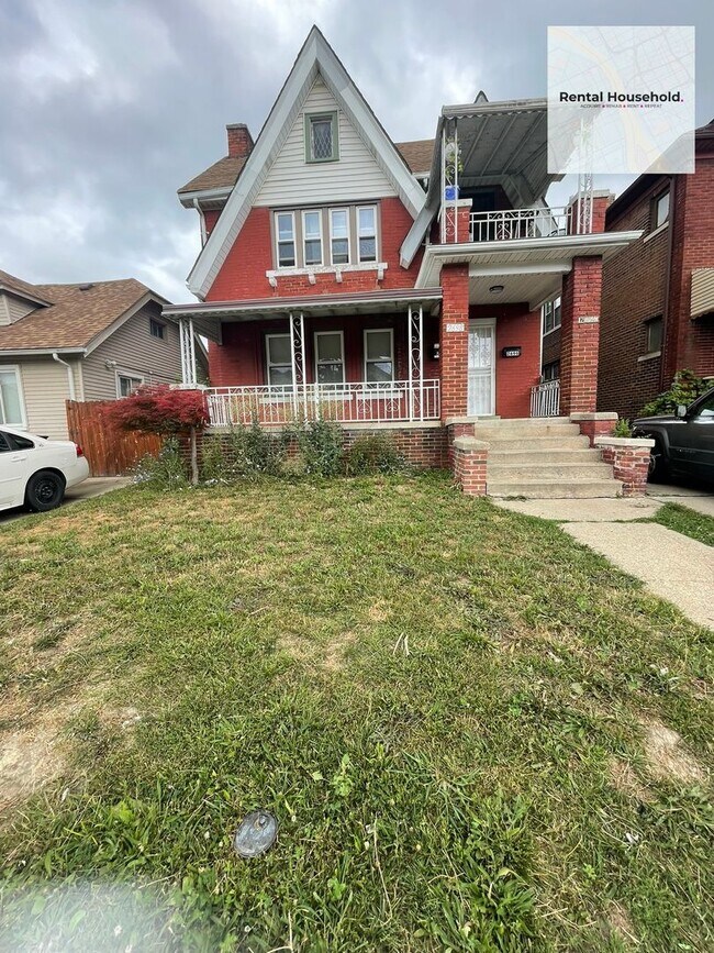 Building Photo - 2696 Pasadena St