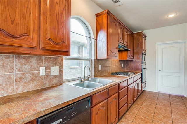 Building Photo - 2625 Alpena Dr
