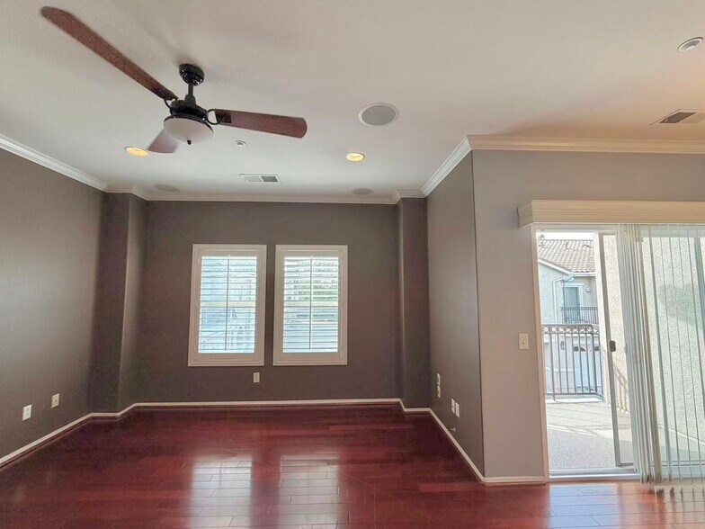 Building Photo - 11450 Church St