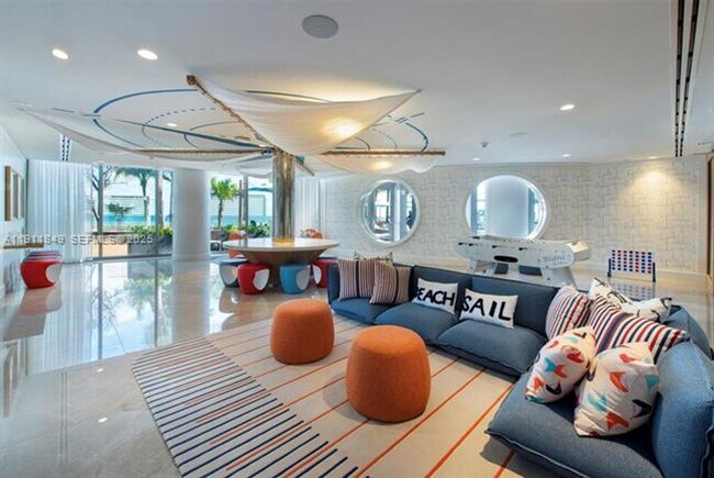 Building Photo - 15701 Collins Ave