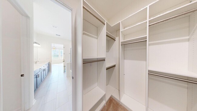 Building Photo - 4BR/ 4.5BA Beautiful Home In Eagles Landing