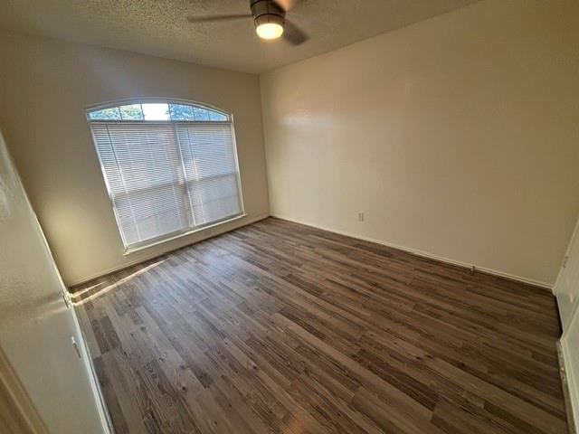 Building Photo - 8728 Elbe Trail