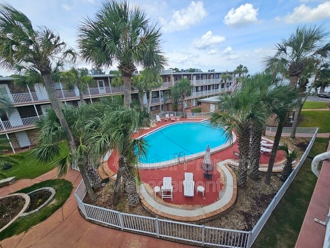 Building Photo - 600 Scenic Hwy