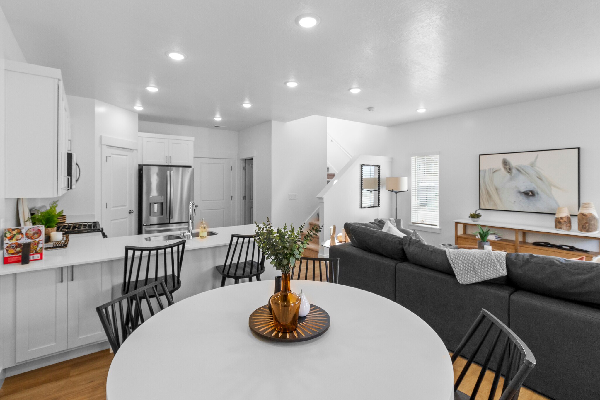 Building Photo - 82 W 925 N