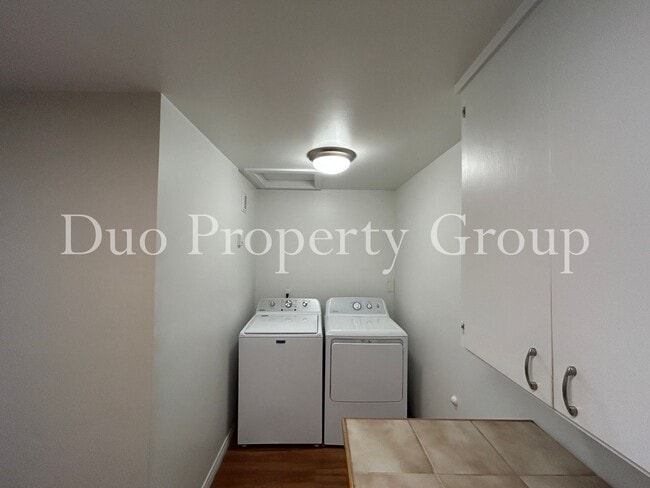 Building Photo - G Street