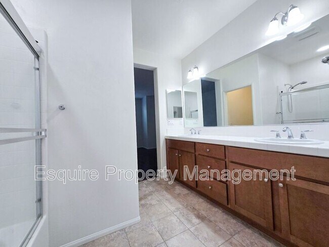Building Photo - 320 Harbor Breeze Dr