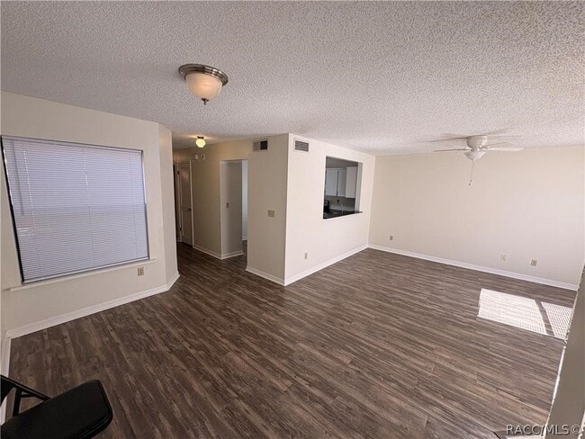 Building Photo - 2701 NE 10th St