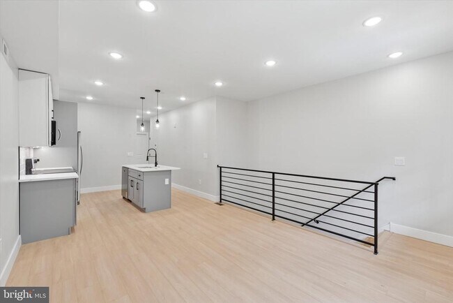 Building Photo - 520 W Susquehanna Ave
