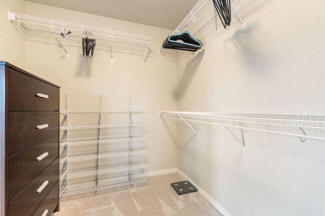 Building Photo - 9827 S 229th Pl