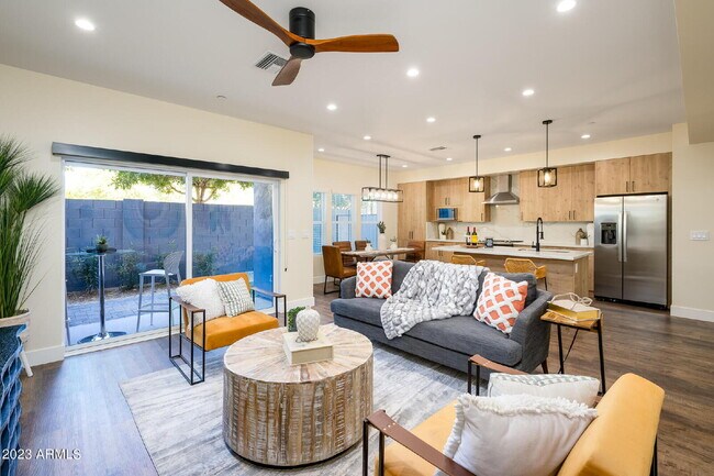 Building Photo - Exclusive Urban Sanctuary—Sophisticated Townhouse in Vibrant Phoenix