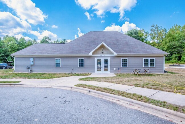 Building Photo - 6120 Durango Way