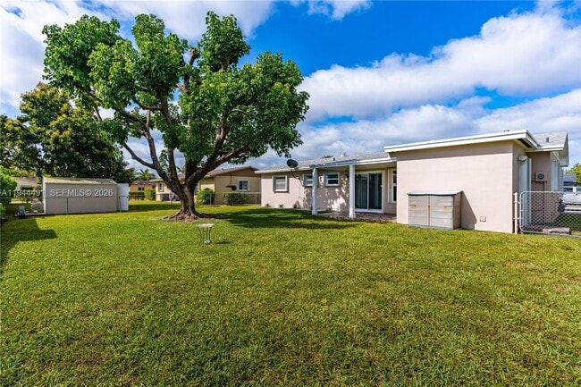 Building Photo - 5215 SW 128th Ave