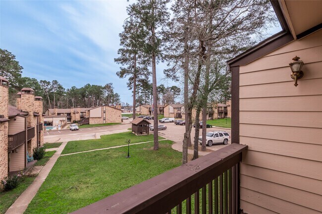 Building Photo - 2521 Crosstimbers Dr