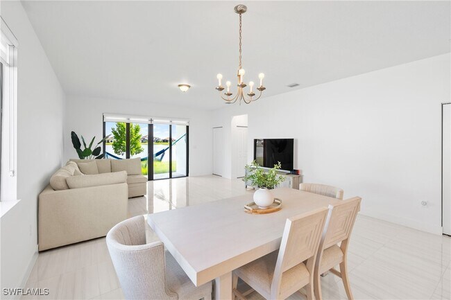 Building Photo - 4951 Brigata Wy