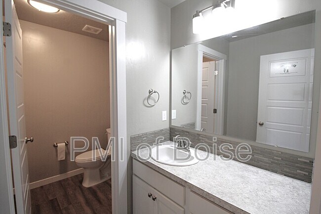 Building Photo - 3858 W Peak Cloud Ct