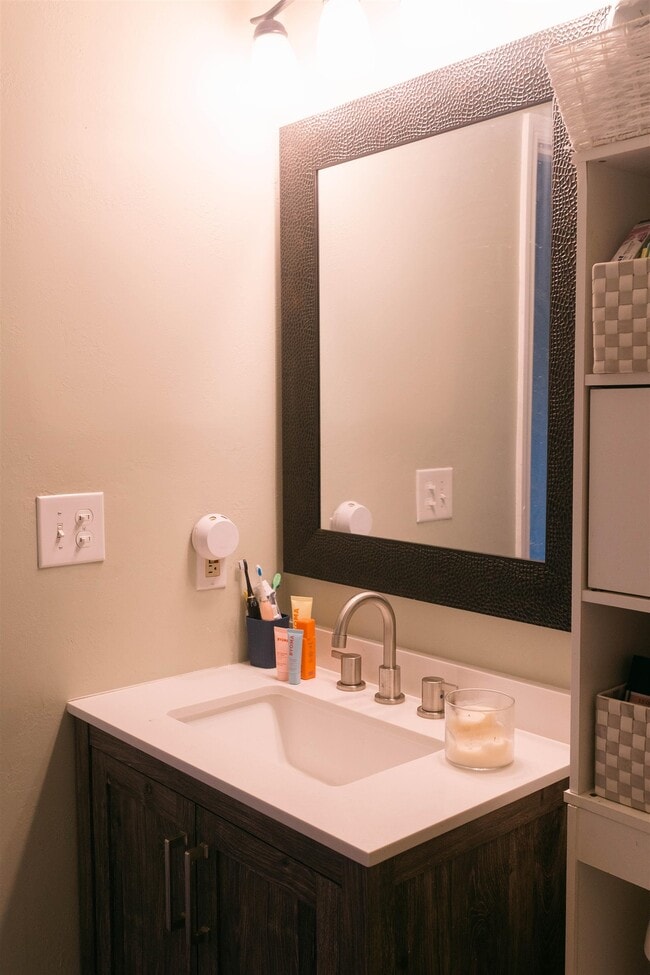 Building Photo - 2597 Panther Creek Rd