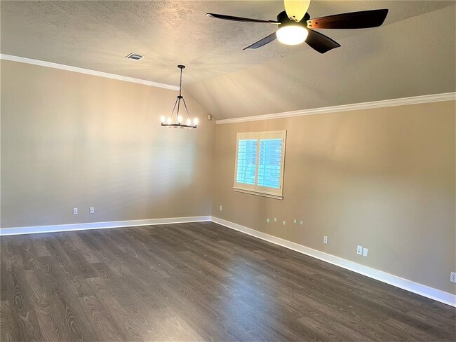 Building Photo - 15122 Red Cedar Cove Ln