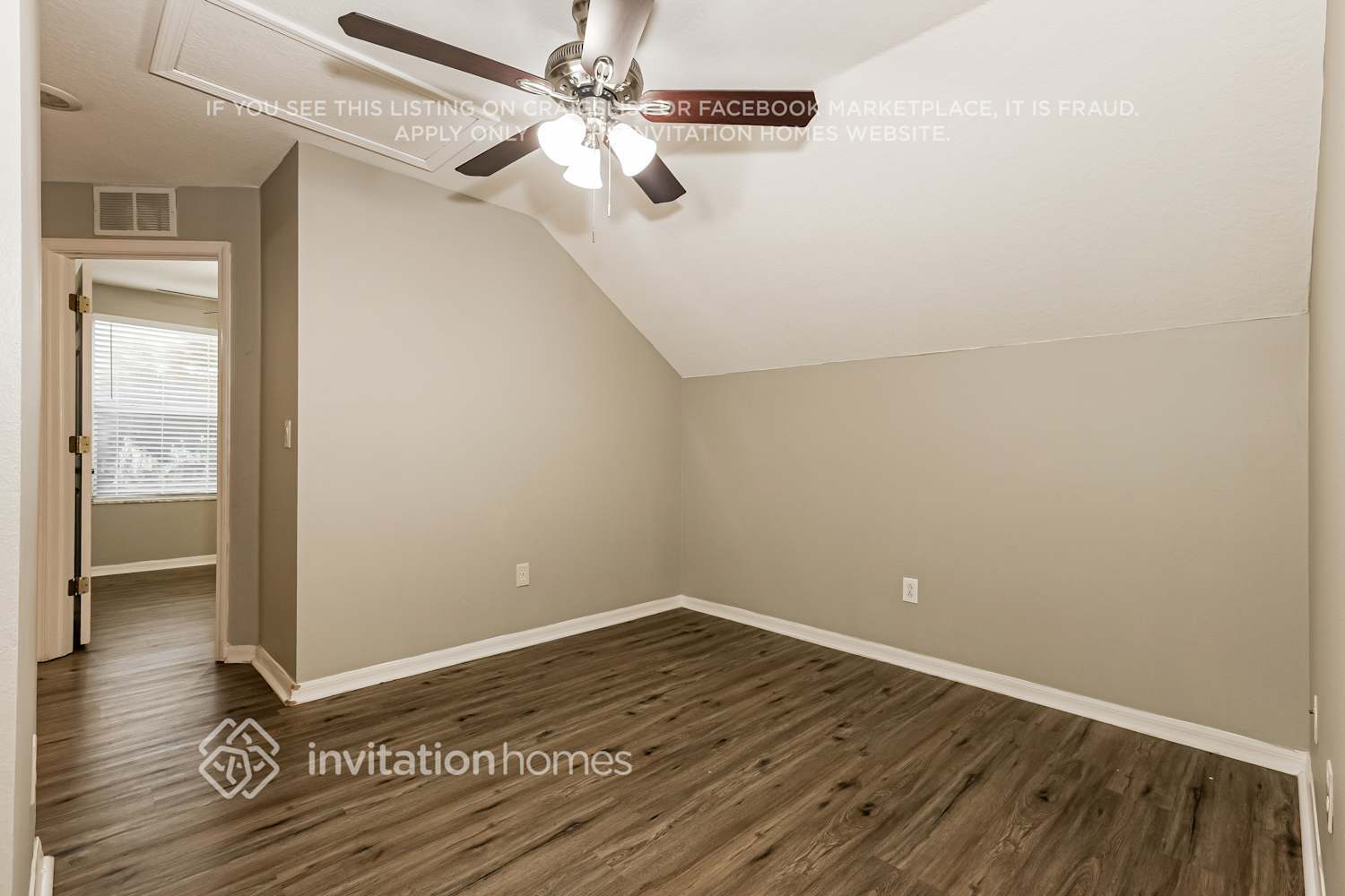 Building Photo - 6649 Cambridge Park Dr