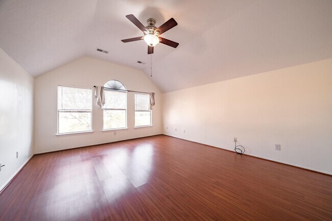 Building Photo - 3627 Heritage Colony Dr