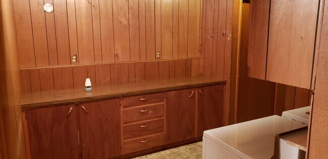 Building Photo - 515 Parkway Dr.  - Whitefish Four Bedroom ...