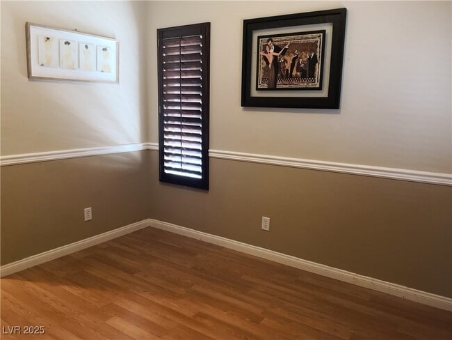 Building Photo - 4952 W Moberly Ave