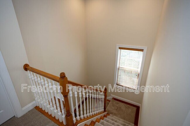 Building Photo - 16021 Pitner St