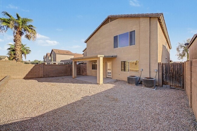 Building Photo - 41704 W Sunland Dr