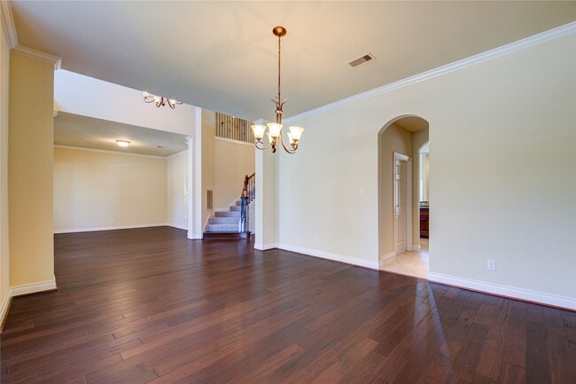 Building Photo - 5506 Garnet Grove Ct