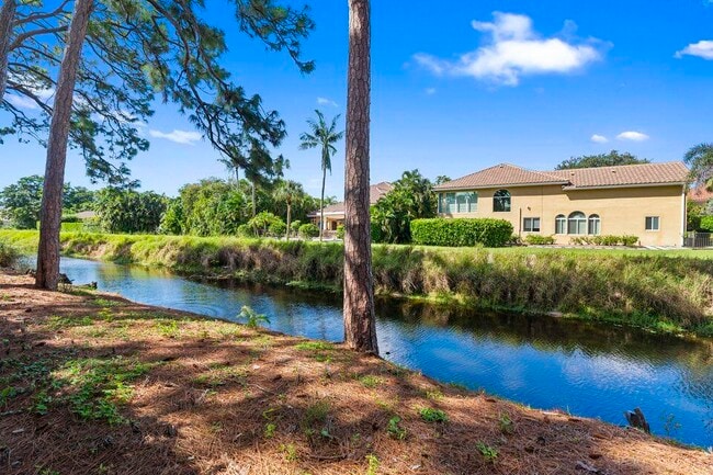 Building Photo - 3271 Harrington Dr