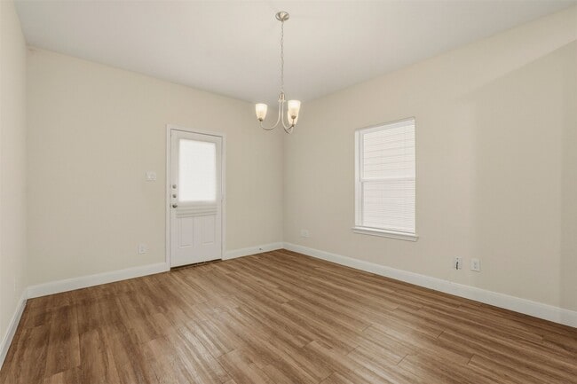 Building Photo - 2218 Bringhurst St