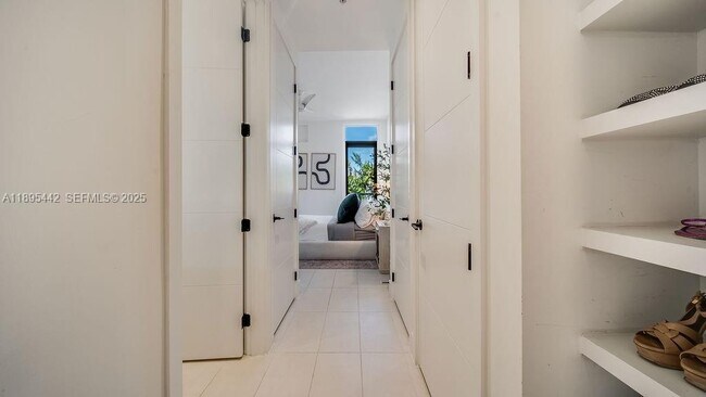 Building Photo - 1030 15th St