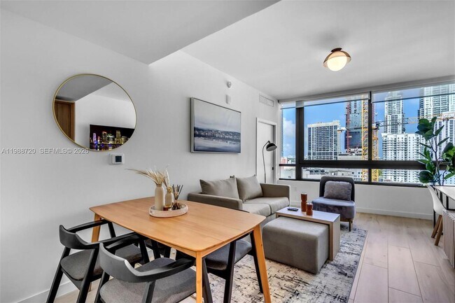 Building Photo - 225 N Miami Ave