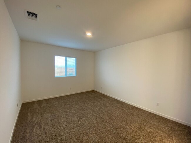 Building Photo - Beautiful 3 Bedroom 2 Bath Home for Rent -...