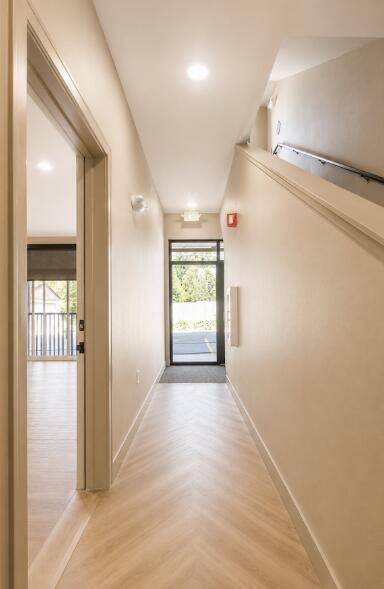 Building Photo - 4810-4810 N Santa Monica Blvd